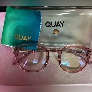 Quay Blue Light Glasses - Walk On